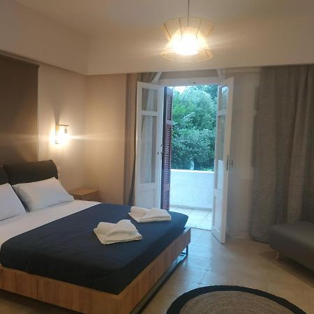Elthimia'S Apartment Poros Town Esterno foto
