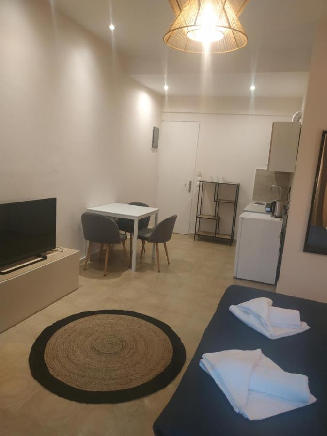 Elthimia'S Apartment Poros Town Esterno foto