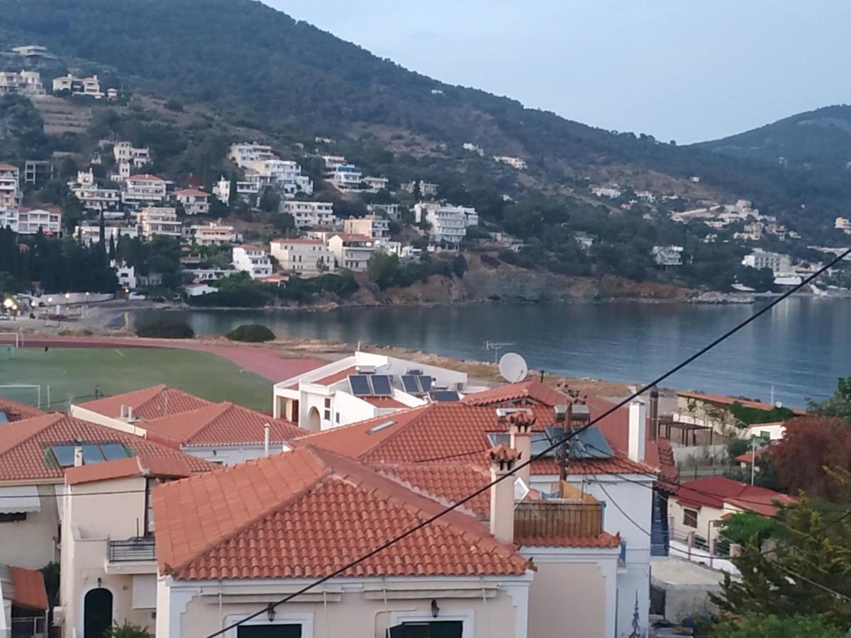 Elthimia'S Apartment Poros Town Esterno foto
